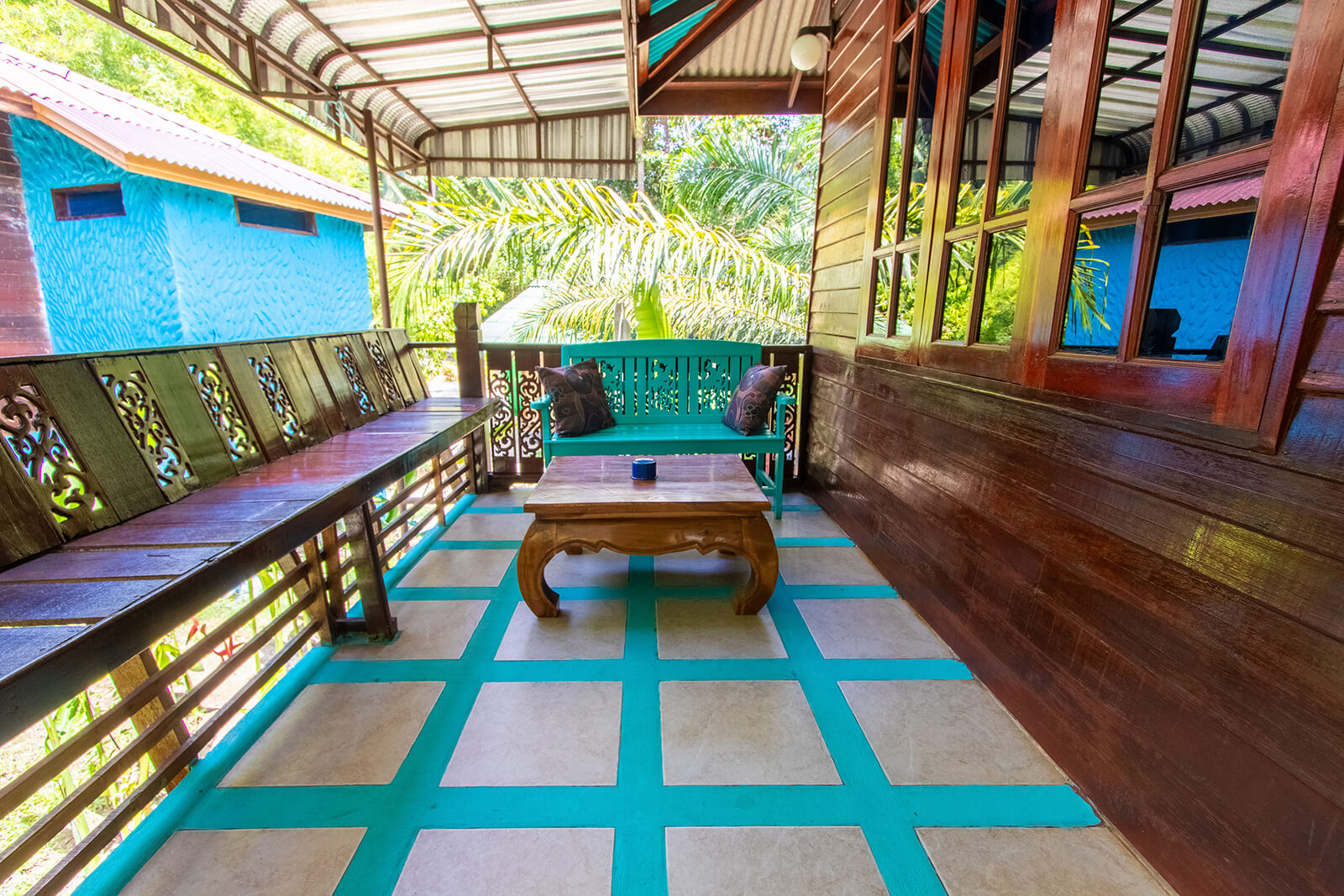 Family Pool-side suites